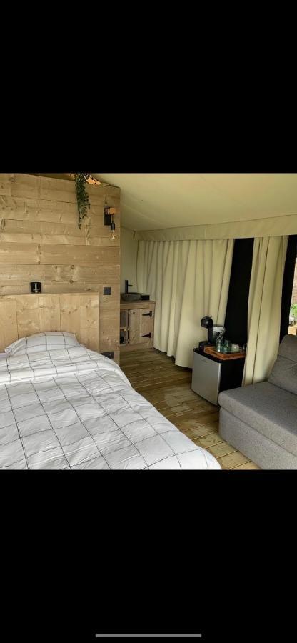 'T Vlyt Vakantiehuis-Wellness Bed & Breakfast Riemst Exterior photo