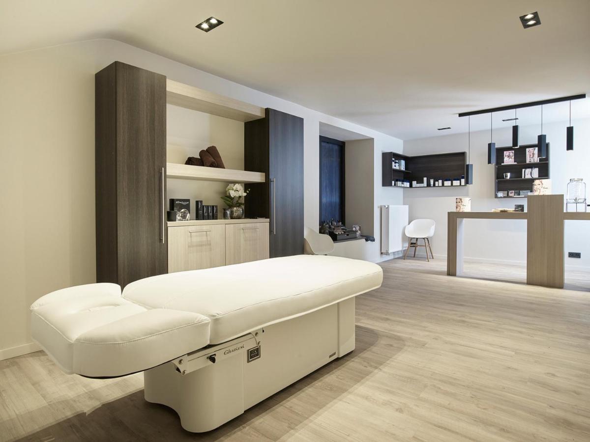 'T Vlyt Vakantiehuis-Wellness Bed & Breakfast Riemst Exterior photo