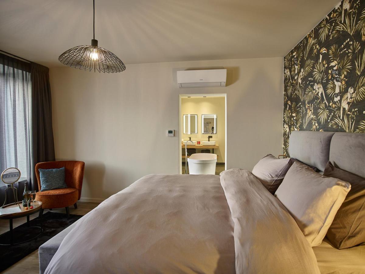'T Vlyt Vakantiehuis-Wellness Bed & Breakfast Riemst Exterior photo