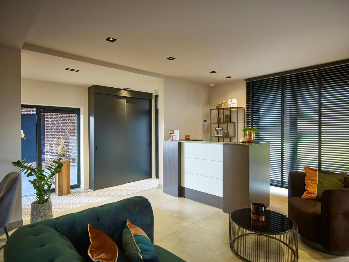 'T Vlyt Vakantiehuis-Wellness Bed & Breakfast Riemst Exterior photo
